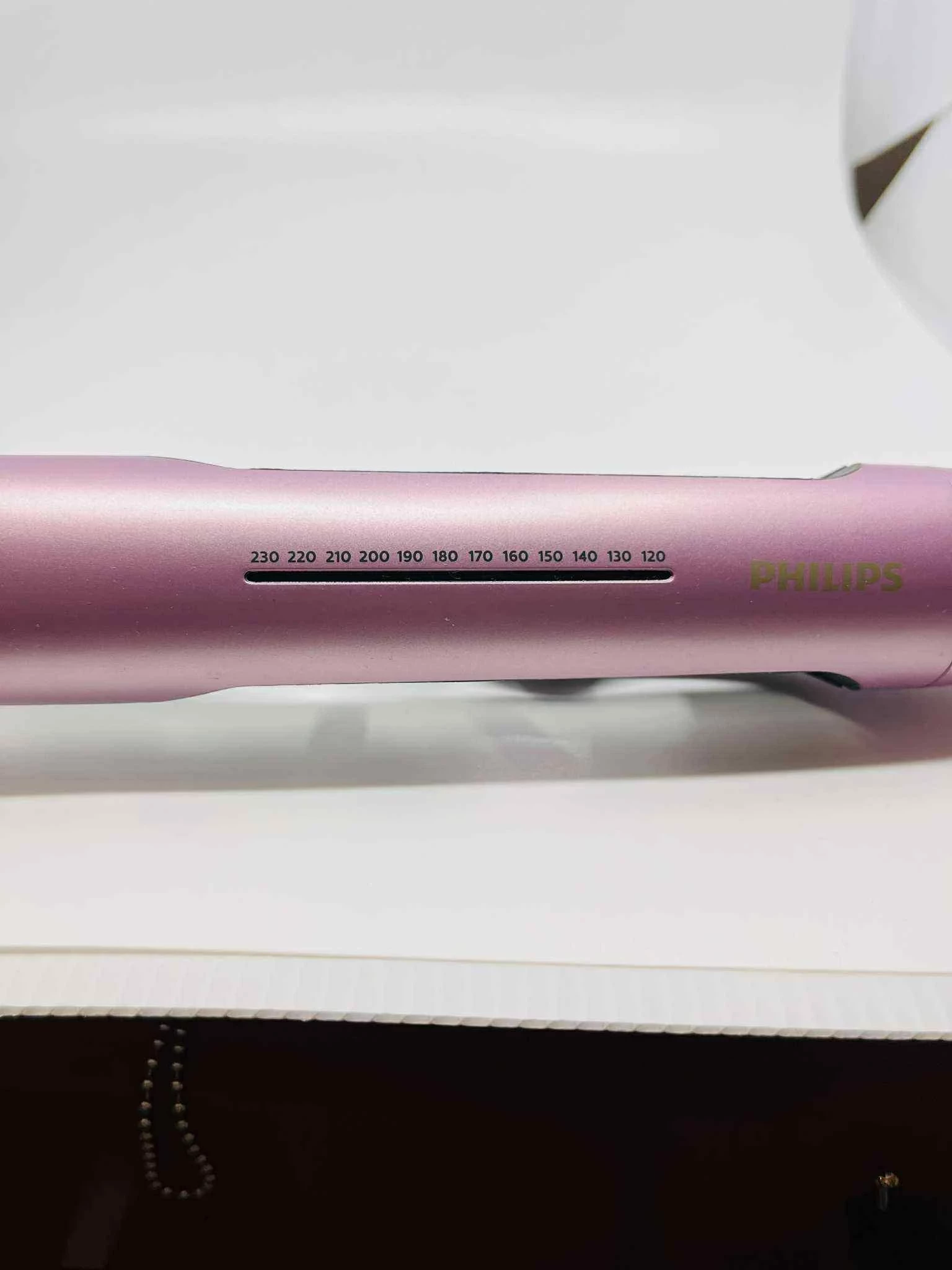 prostownica-philips-series-5000-stan-11323-2