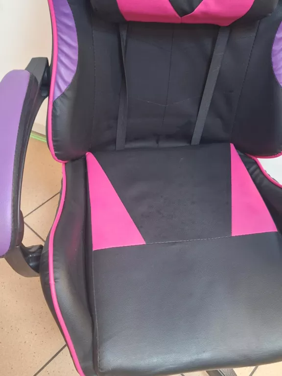 fotel-gamingowy-tochi-stan-bdb-kod-producenta-fotel-gamingowy-krzeslo-obrotowe-biurowe