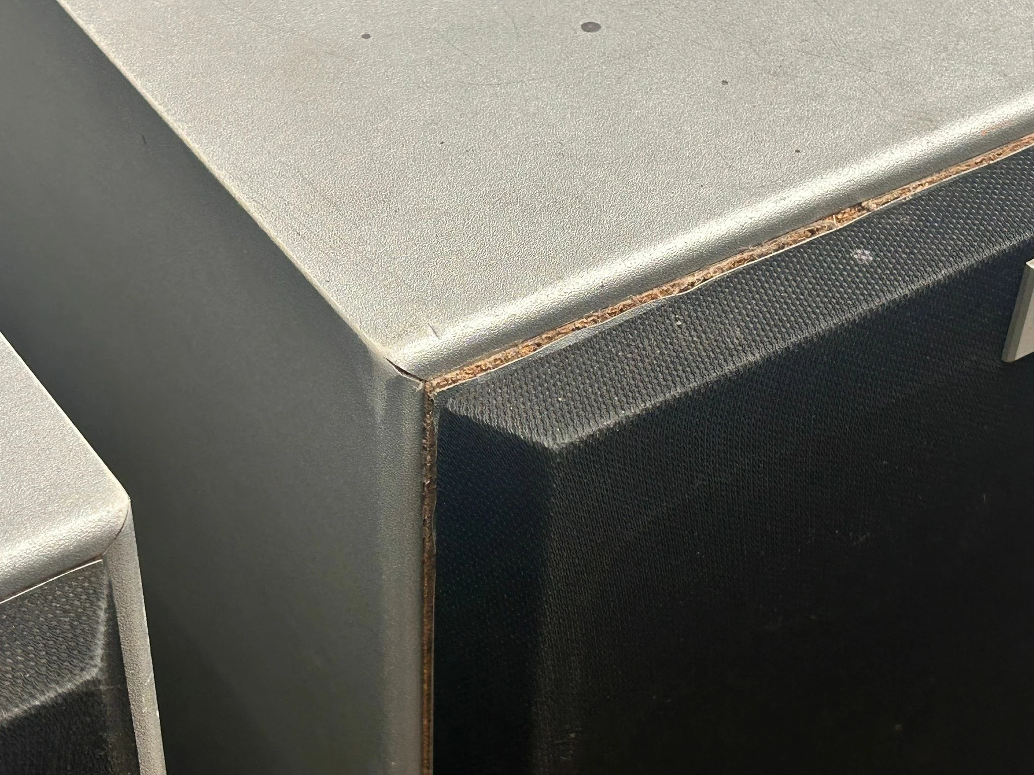 kolumna-quadral-caerul-qlx-210-2x240w-2-szt-pasmo-przenoszenia