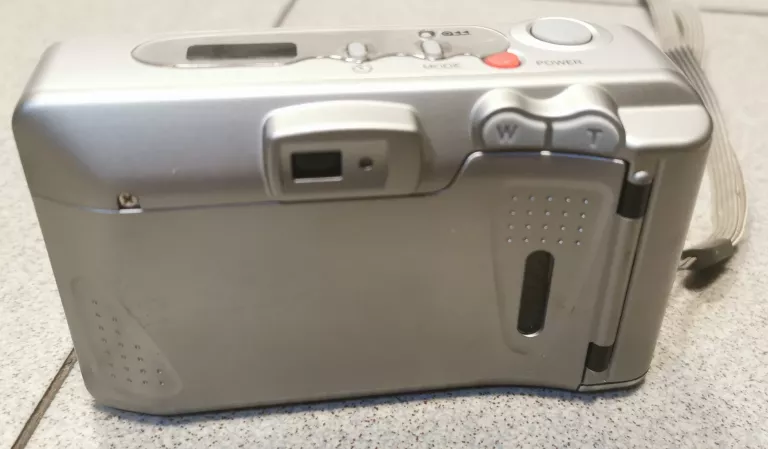 APARAT PRAKTICA 900 AF