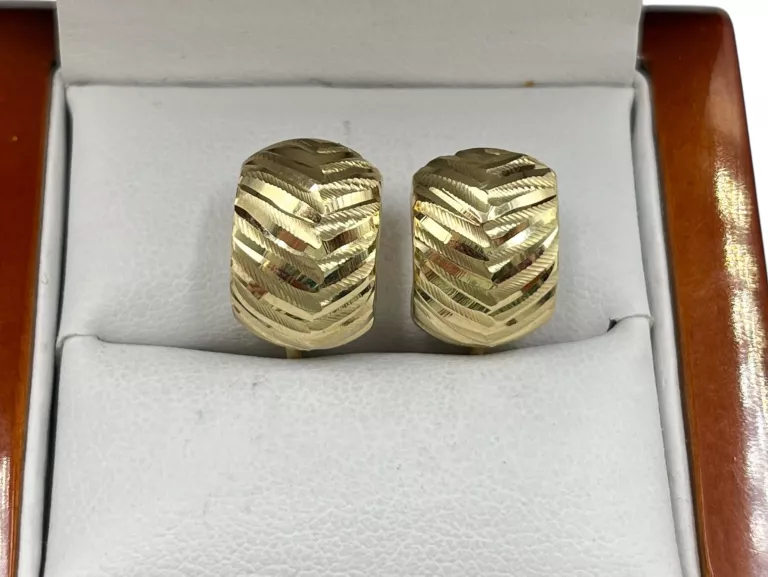 EFEKTOWNE ZŁOTE KOLCZYKI DIAMENTOWANE WG: 1,58GR, P:585