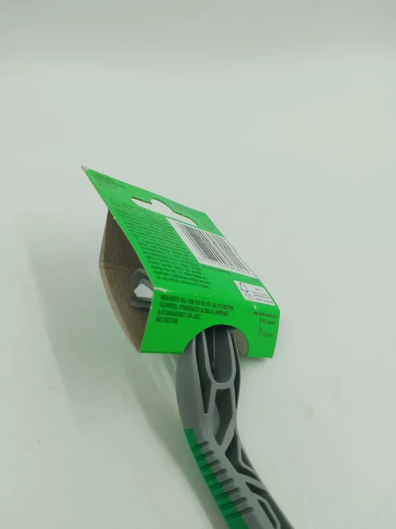 wilkinson-sword-quattro-essential-4-ostrza-maszynka-do-golenia-ruchoma-rodzaj-129922-2