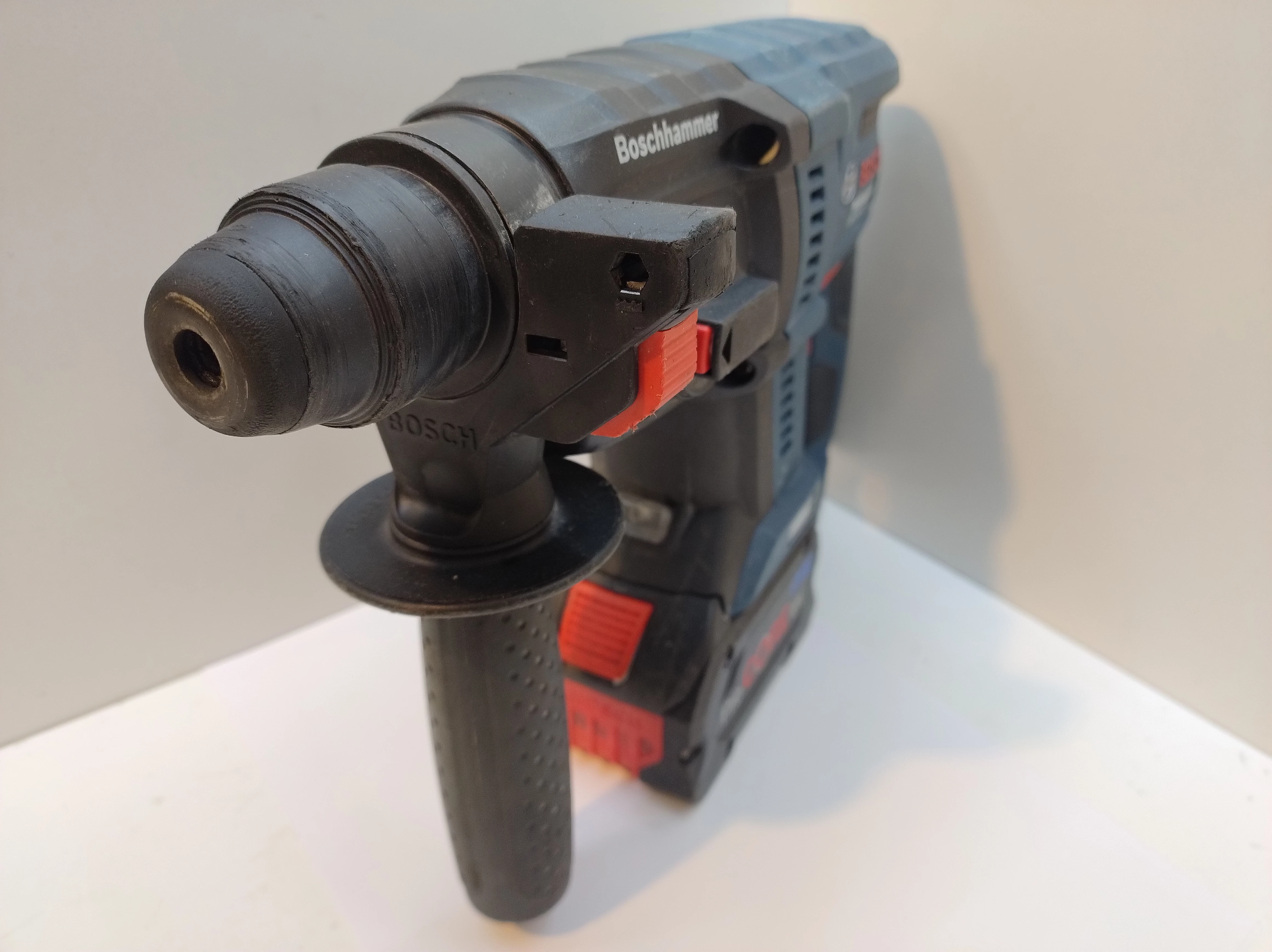 mlotowiertarka-bosch-gbh-18v-21-sds-plus-aku-55-ah-ean-gtin-4059952642178