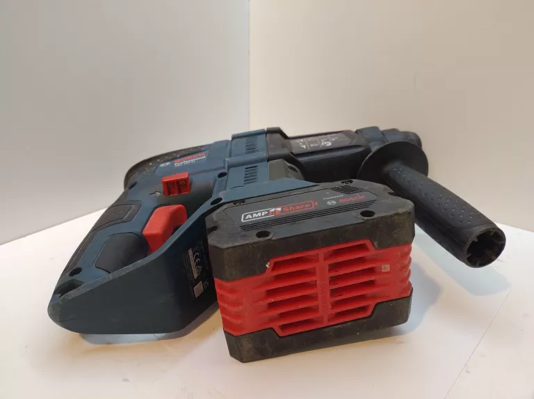 mlotowiertarka-bosch-gbh-18v-21-sds-plus-aku-55-ah-energia-udaru-210