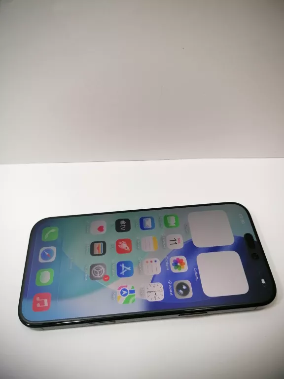 TELEFON IPHONE 16 PRO 256GB 100%