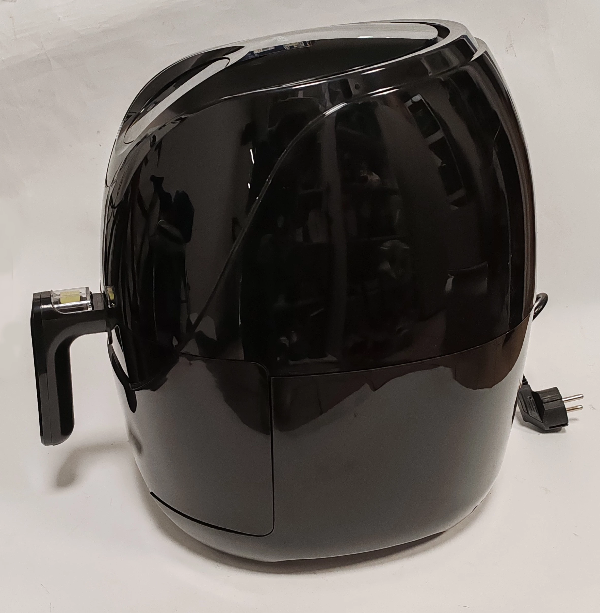 frytkownica-beztluszczowa-air-fryer-kerch-alexa-fk1800-model-alexa