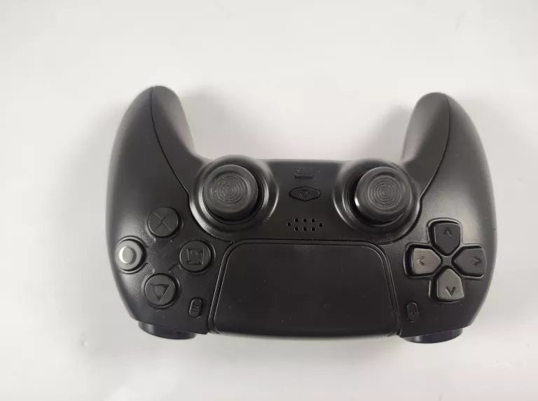 KONSOLA PS4 SLIM 1TB, PAD