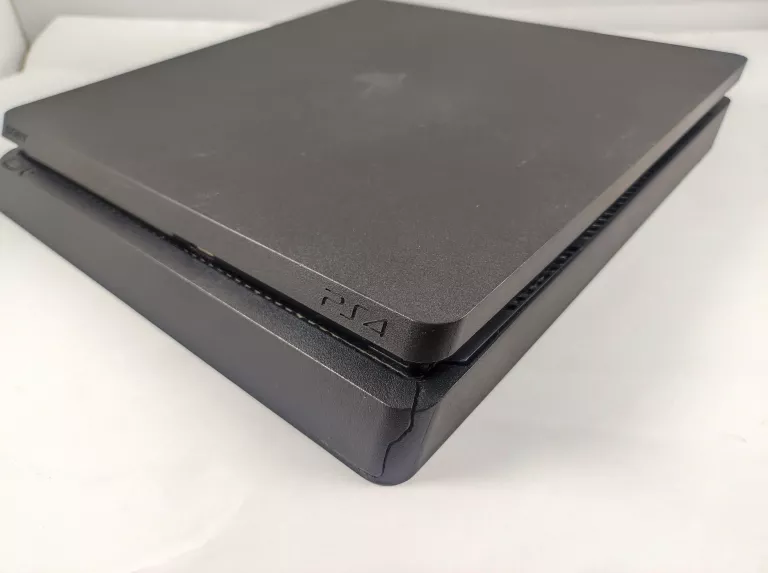 KONSOLA PS4 SLIM 1TB, PAD