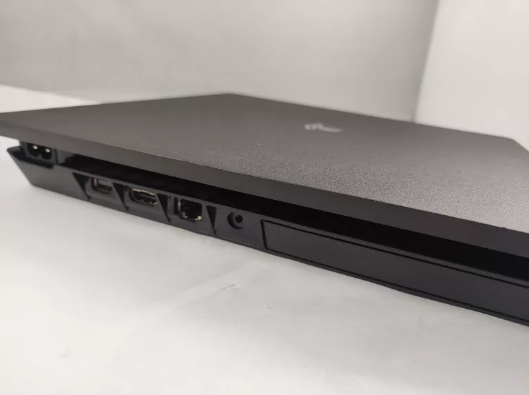 KONSOLA PS4 SLIM 1TB, PAD