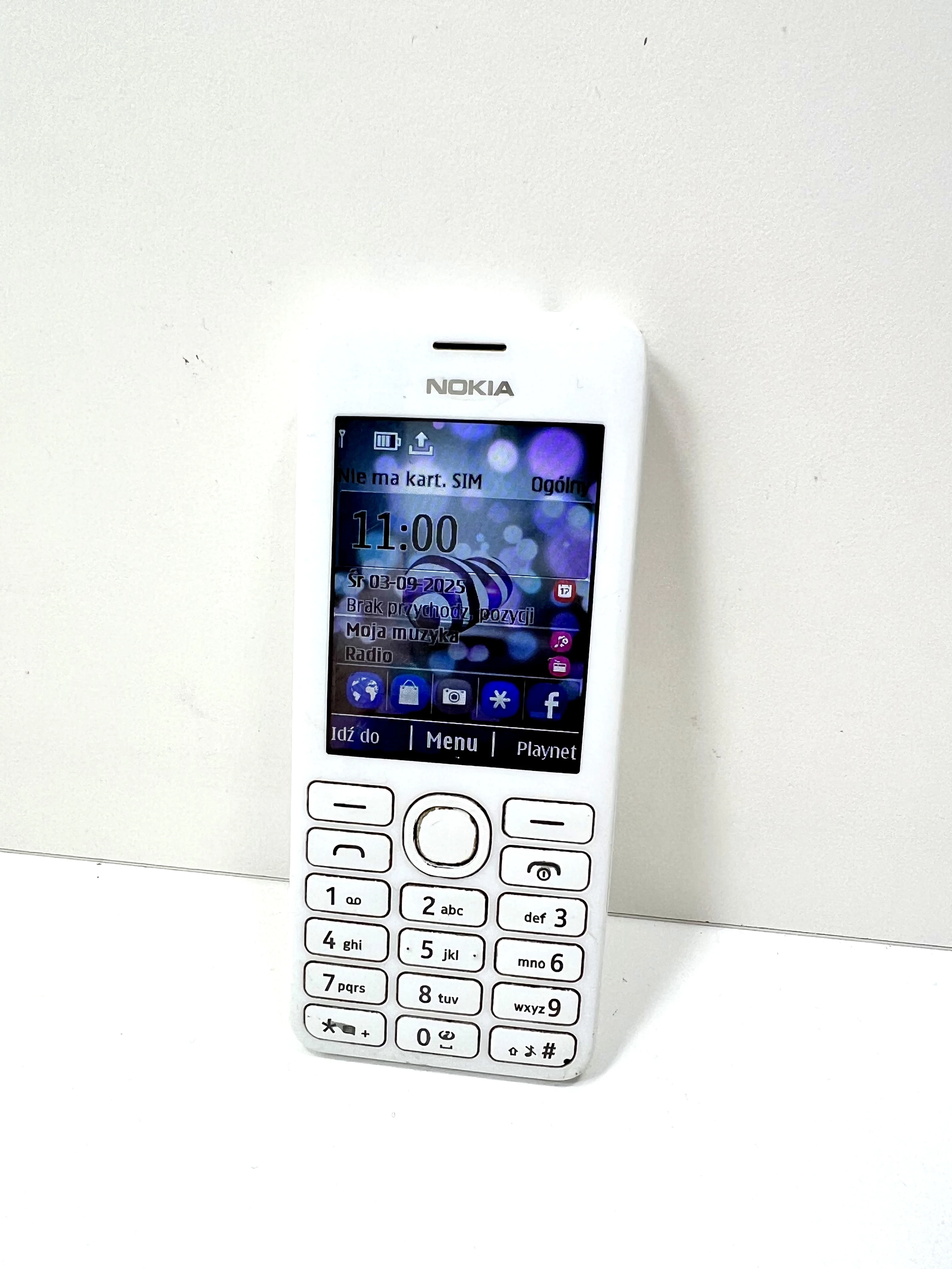telefon-nokia-2061-bez-sim-locka-przekatna-ekranu-240