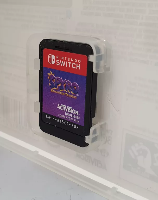 GRA NA NINTENDO SWITCH SPYRO REIGNITED TRILOGY
