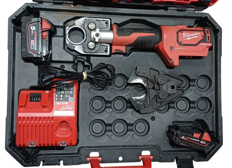 PRASKA MILWAUKEE M18 HCCT