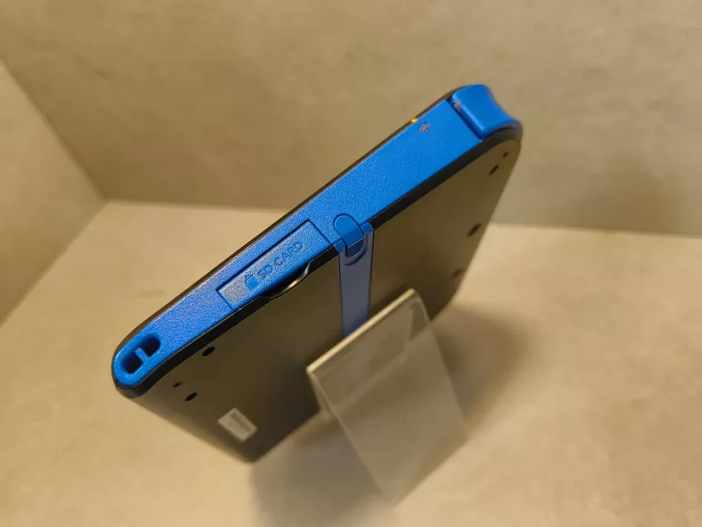 KONSOLA NINTENDO 2DS + ZASILACZ, GRA POKEMON SUN