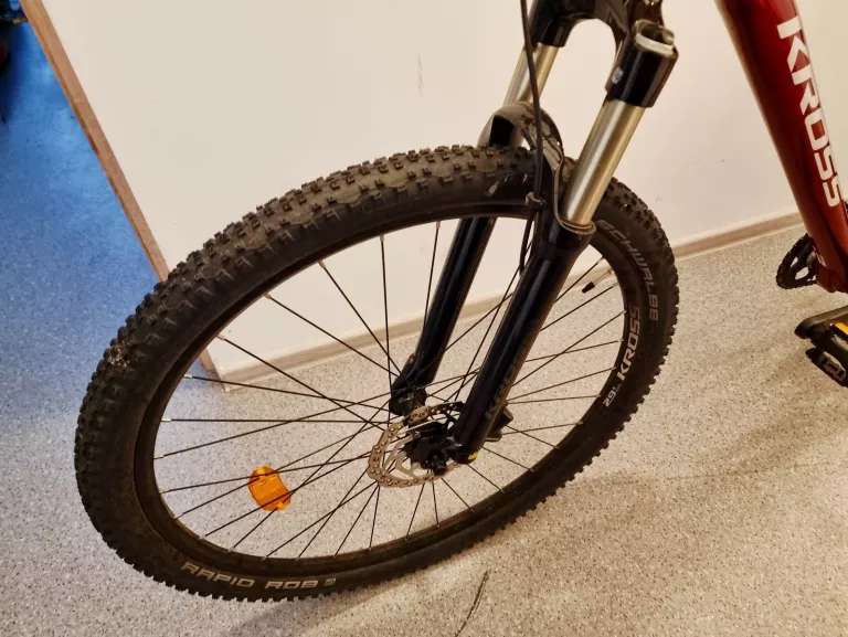 ROWER GÓRSKI MTB KROSS LEVEL 6.0 M20 29 CALI MĘSKI RUBINOWO-SREBRNY