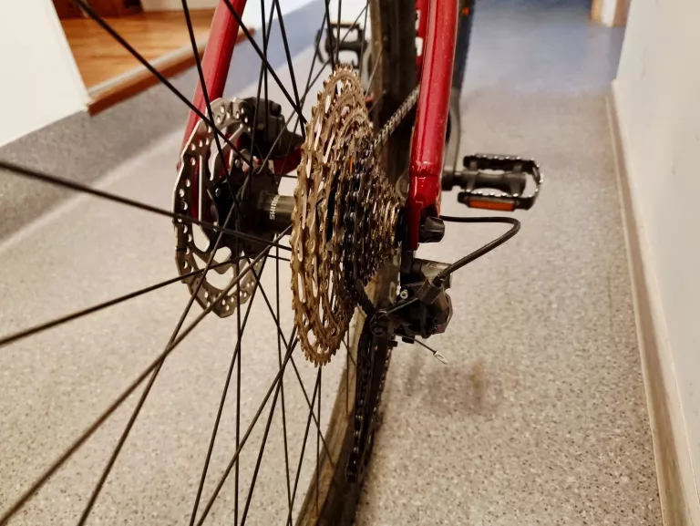 ROWER GÓRSKI MTB KROSS LEVEL 6.0 M20 29 CALI MĘSKI RUBINOWO-SREBRNY
