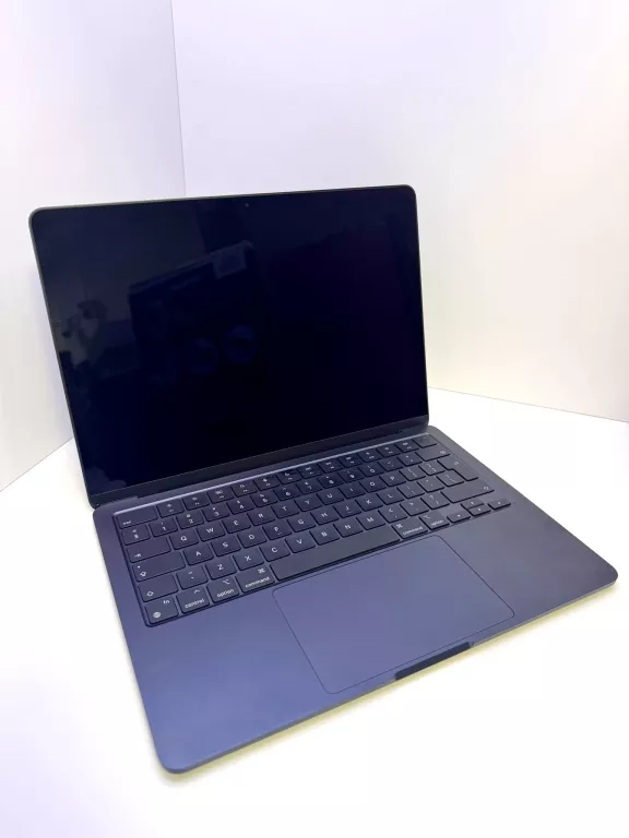 LAPTOP MACBOOK AIR M2