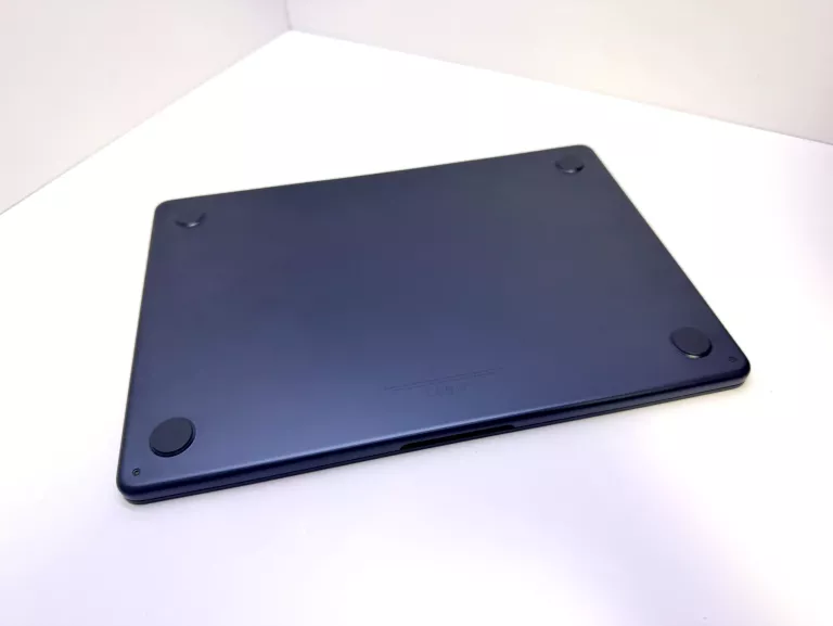 LAPTOP MACBOOK AIR M2