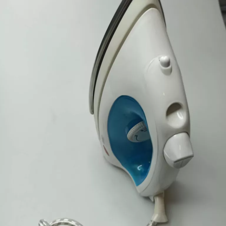 ŻELAZKO ELEKTRYCZNE LOCUS LS-1005
