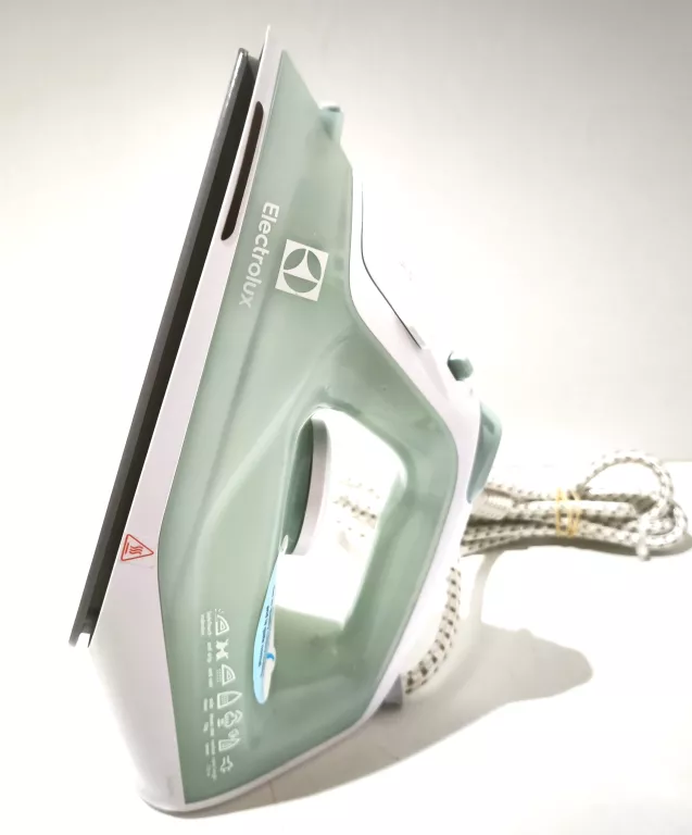 zelazko-electrolux-easyline-edb1740lg-opis-marka-248811-950330