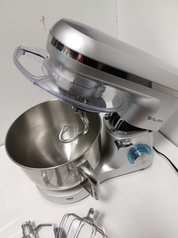 ROBOT KUCHENNY SALAN SN 2200  + AKCESORIA