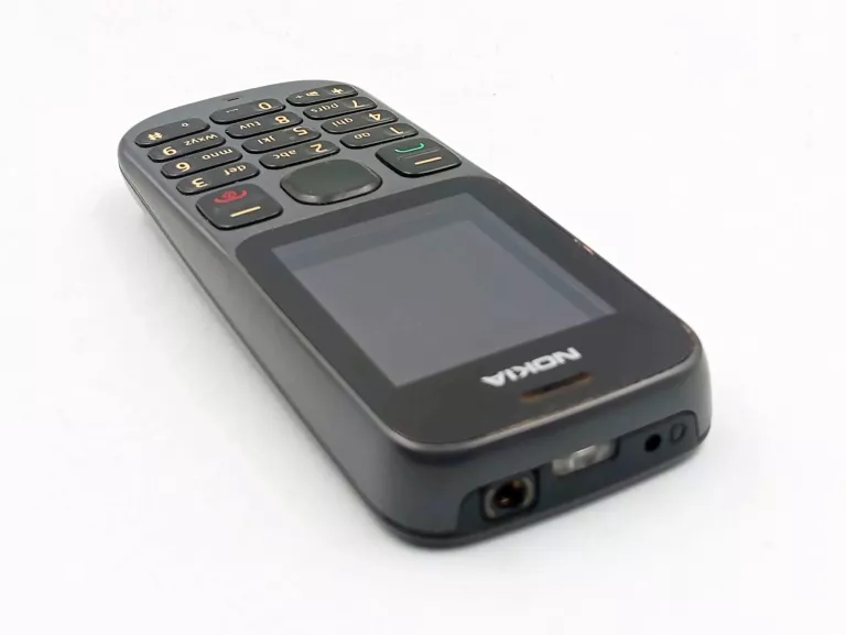 TELEFON NOKIA 100 + ŁADOWARKA