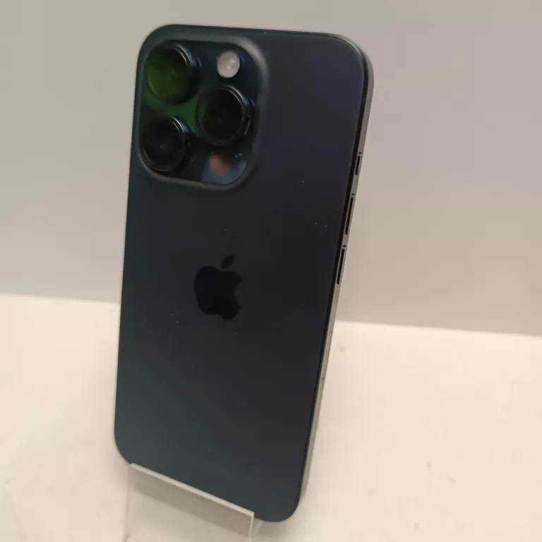 TELEFON APPLE IPHONE 15 PRO 128GB BATERIA 93%