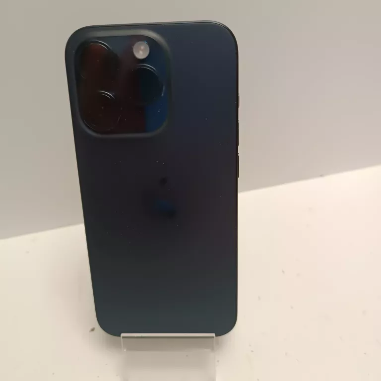 TELEFON APPLE IPHONE 15 PRO 128GB BATERIA 93%