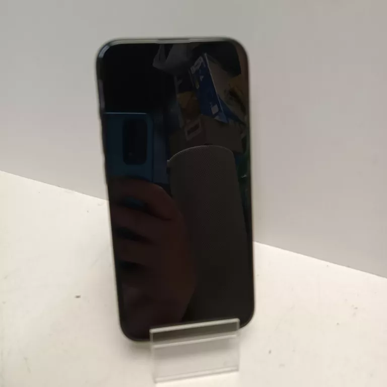 TELEFON APPLE IPHONE 15 PRO 128GB BATERIA 93%