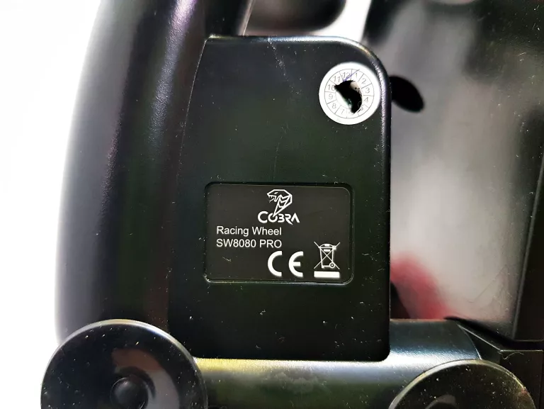 KIEROWNICA Z PEDAŁAMI COBRA SW8080 PRO UCHWYT