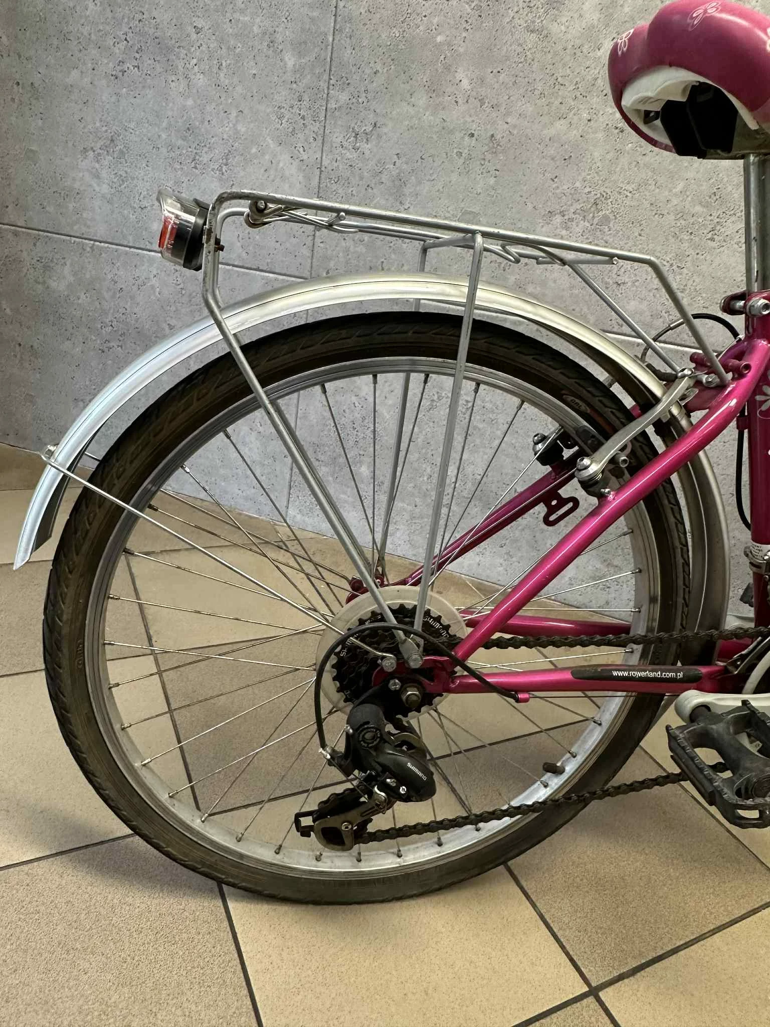 rower-suzana-bingo-z-koszykiem-bialo-rozowy-24-rozmiar-ramy-129290-11