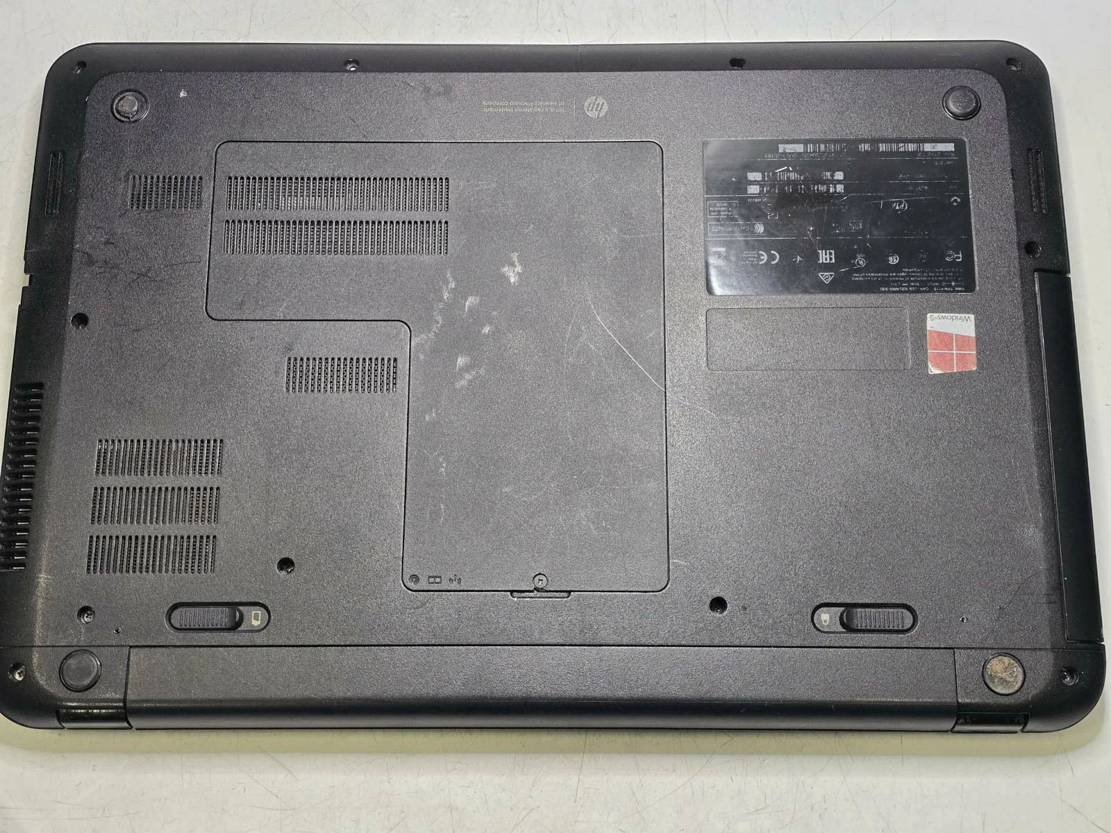 laptop-hp-255-g3-amd-a4-5000-8-gb-ram-240-gb-ssd-radeon-hd-8330-pojemnosc-dysku-240