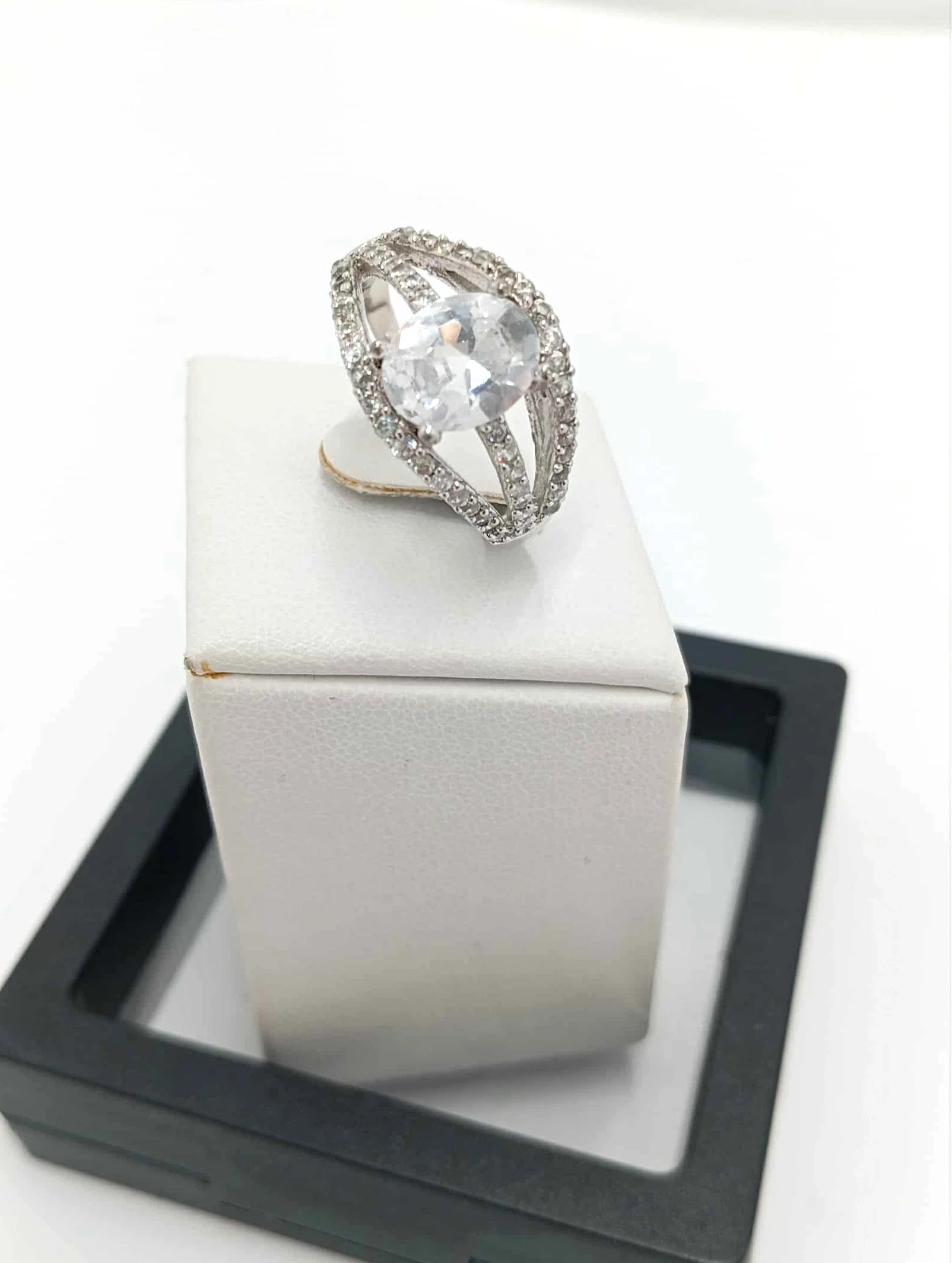 srebrny-pierscionek-p925-marka-248811-958954