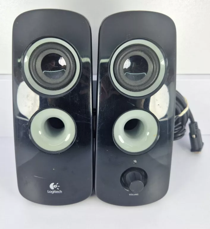 glosniki-komputerowe-21-logitech-z323-orla-bialego-11u01-poznan