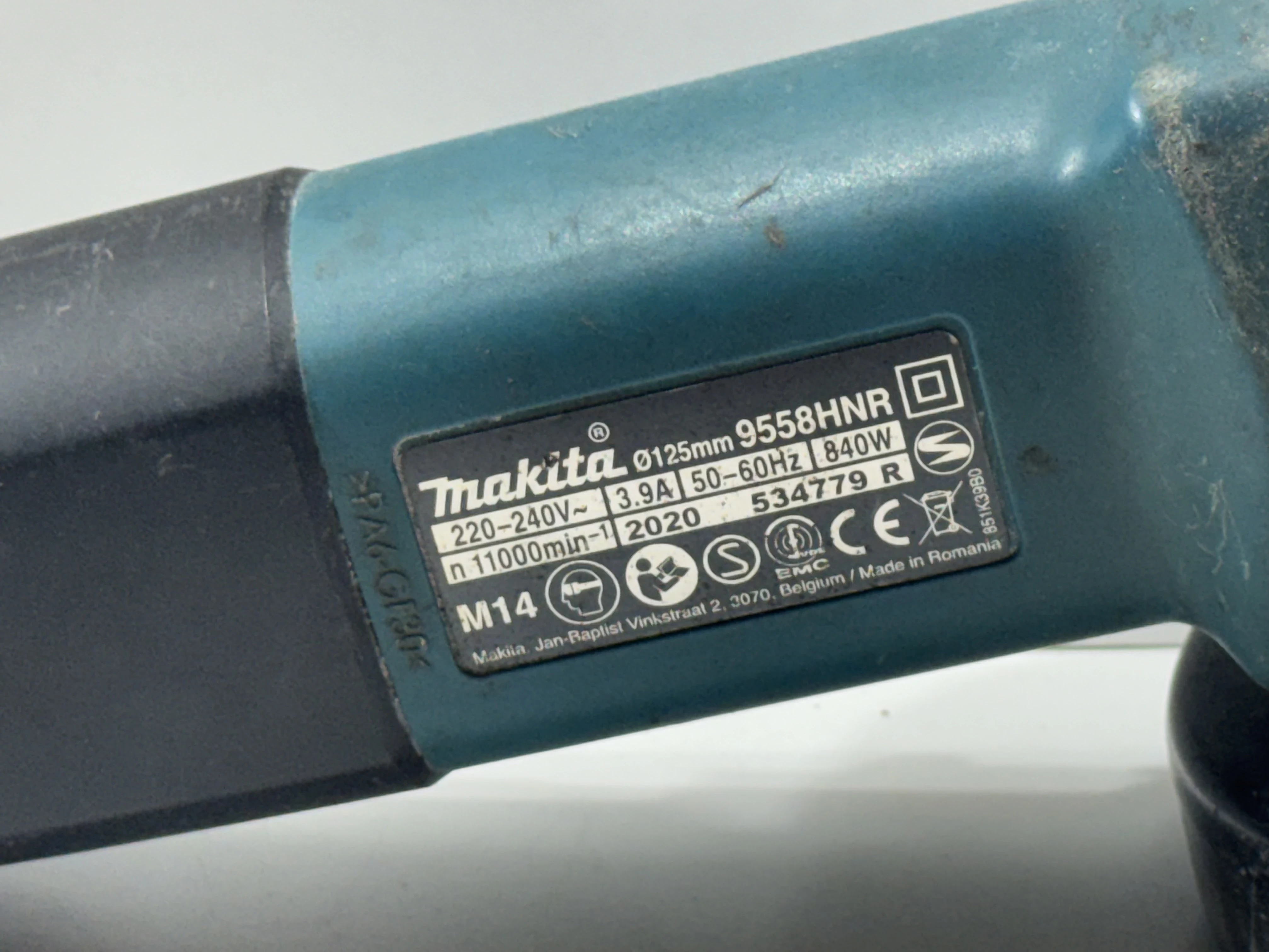 szlifierka-katowa-makita-9558-ean-gtin-0088381095051