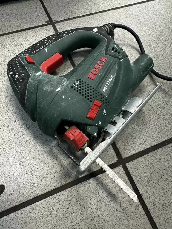 WYRZYNARKA PST 700 E BOSCH 500W + WALIZKA ZAKLEJONY KABEL