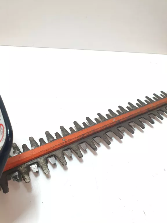 NOŻYCE AKUMULATOROWE DO ŻYWOPŁOTU STIHL HSA 45
