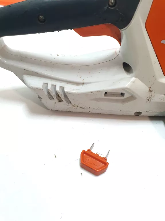 NOŻYCE AKUMULATOROWE DO ŻYWOPŁOTU STIHL HSA 45