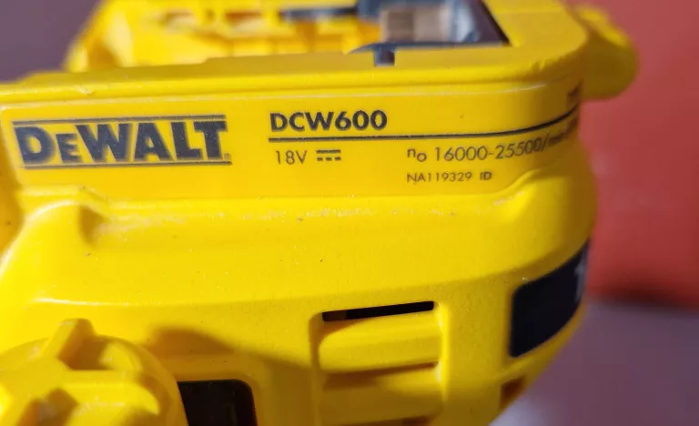 FREZARKA DEWALT DCW604NT