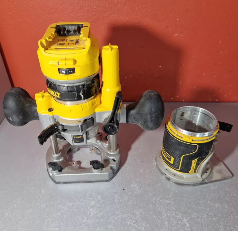 FREZARKA DEWALT DCW604NT