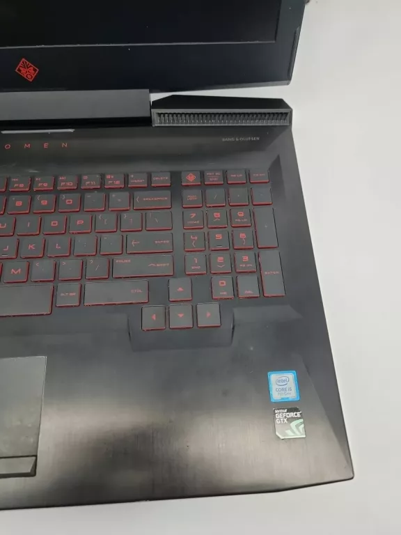 HP OMEN 17-AN010NW 17,3 " INTEL CORE I5 7TH 8 GB /1TB GTX 1050