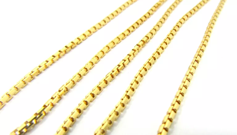 ZŁOTY ŁAŃCUSZEK 12,6 G PR. 750 DŁUGI 60 CM