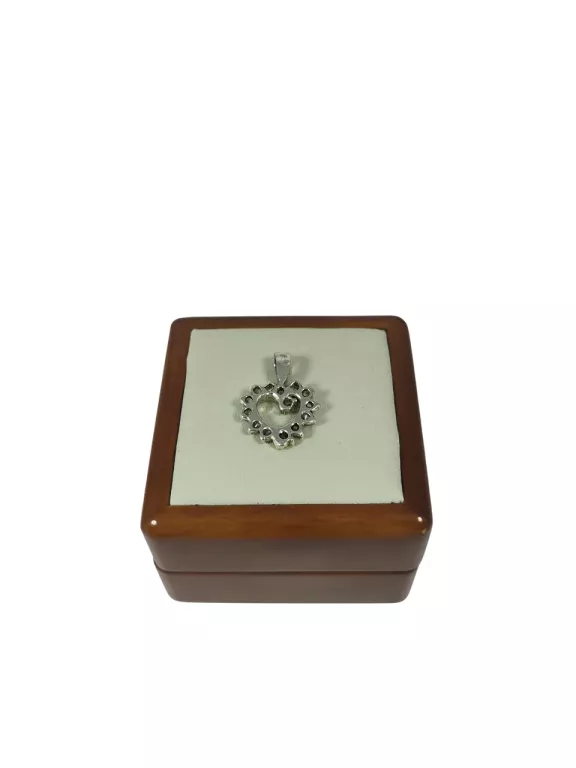 SREBRNA ZAWIESZKA SERCE P.925/ 2,67G