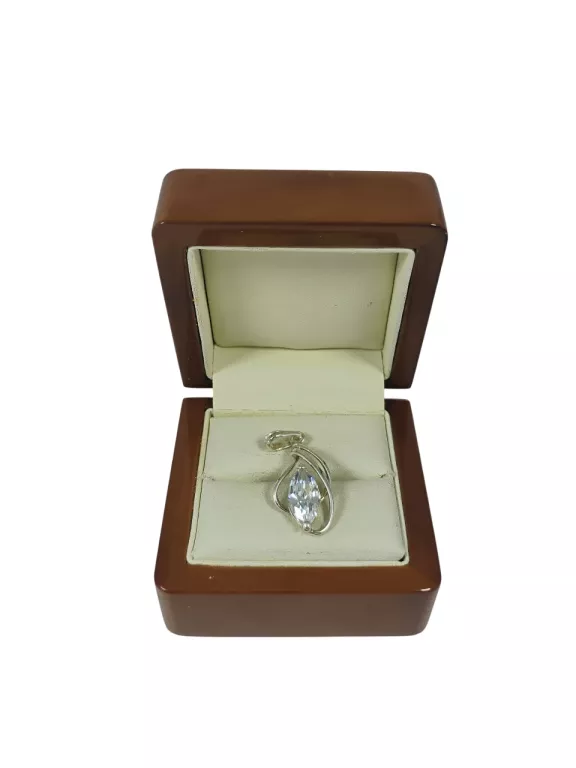 GUSTOWNA SREBRNA ZAWIESZKA P.925 /2,86G