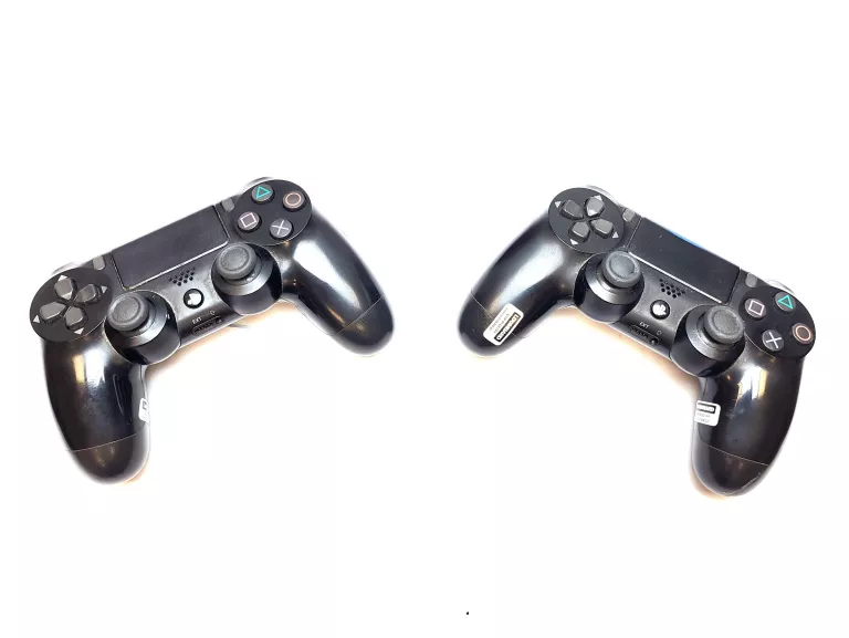 KONSOLA SONY PLASYATION 4