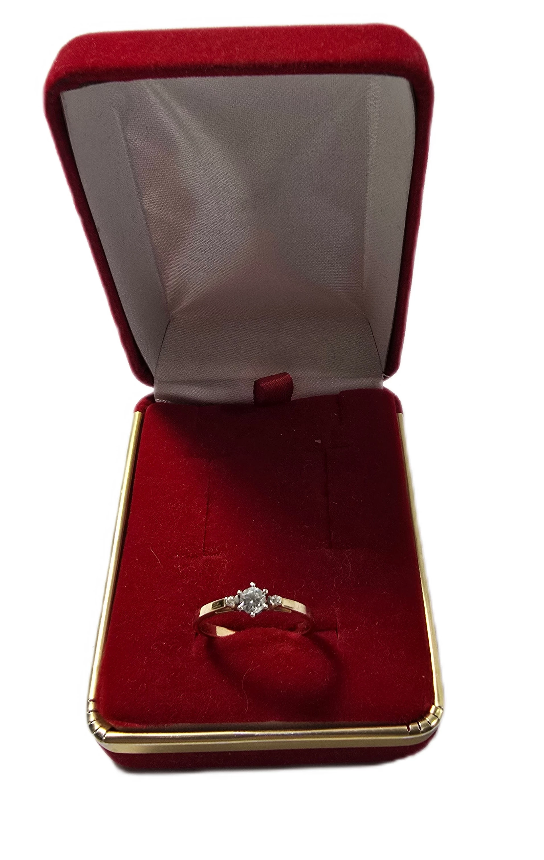 sliczny-zloty-pierscionek-proby-585-r-18-218g-stan-11323-2