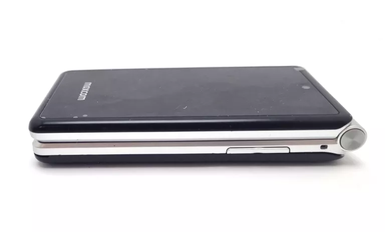 TELEFON MAXCOM MM835