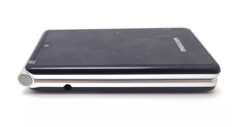TELEFON MAXCOM MM835
