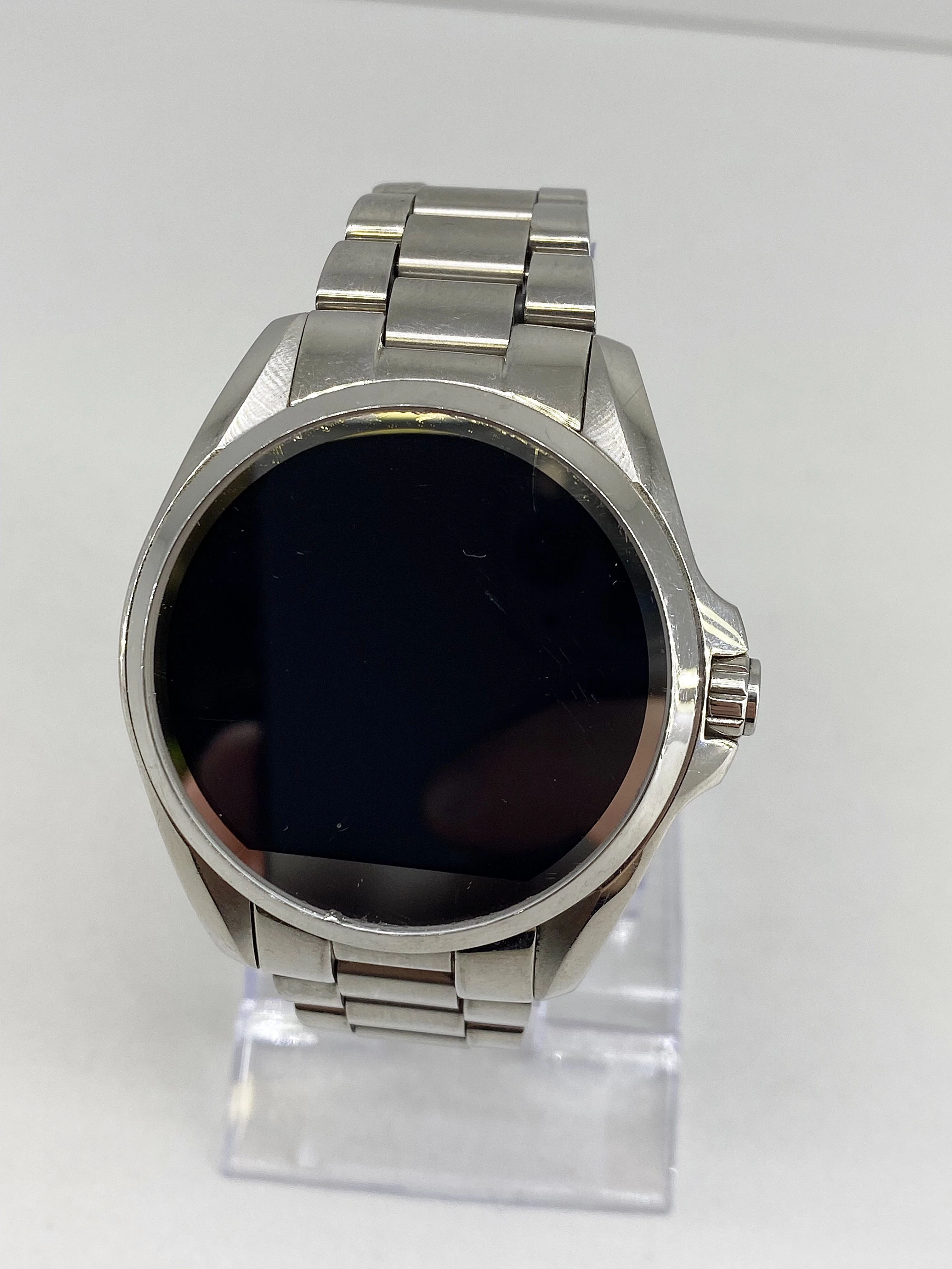 smartwatch-michael-kors-bradshaw-dw2c-lad-stan-11323-2