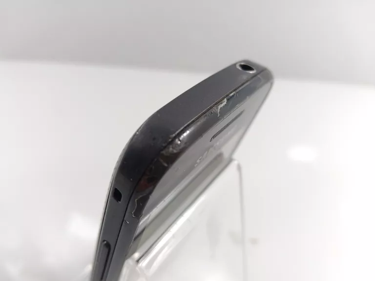 telefon-samsung-galaxy-gio-gt-s5660-stan-11323-2