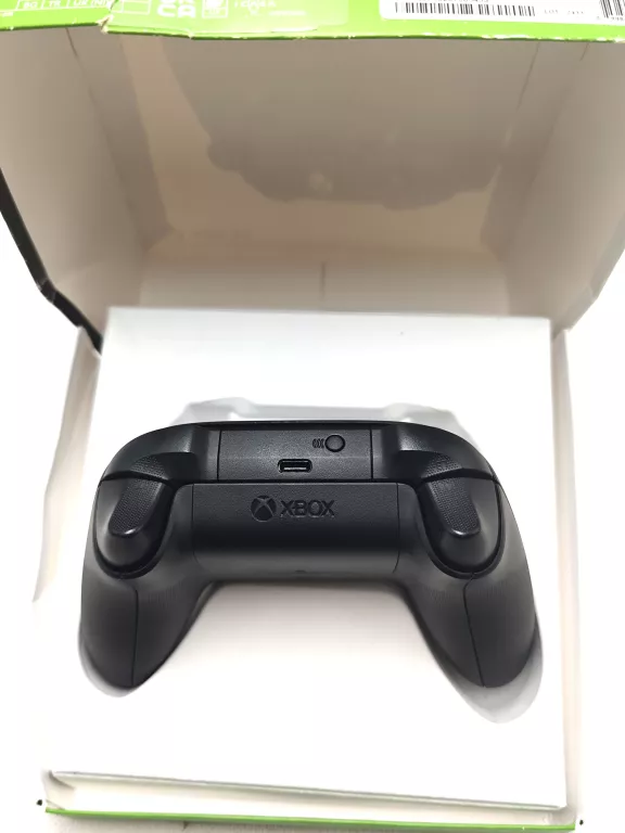 PAD BEZPRZWODOWY MICROSOFT XBOX ONE 1914